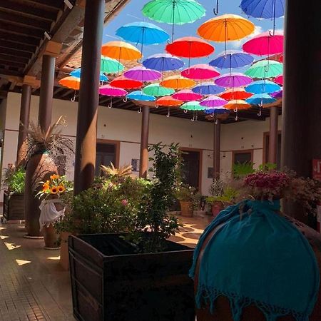 Hotel Villa de Flores Uruapan  Esterno foto