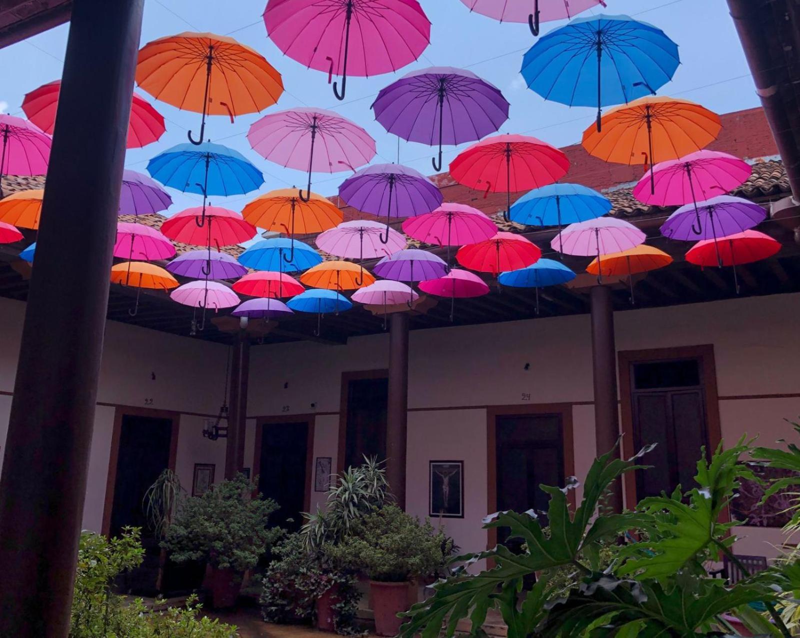 Hotel Villa de Flores Uruapan  Esterno foto