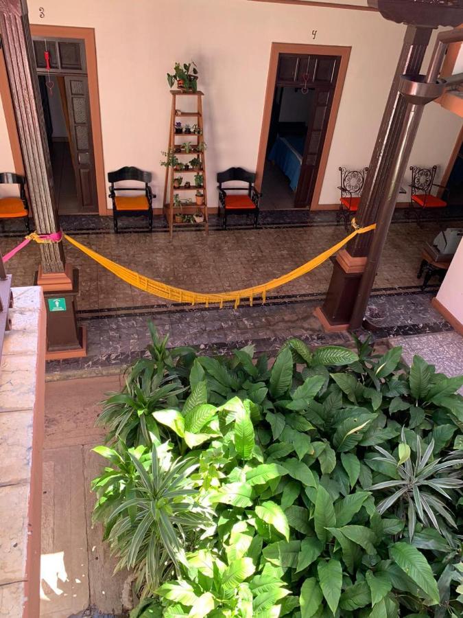 Hotel Villa de Flores Uruapan  Esterno foto