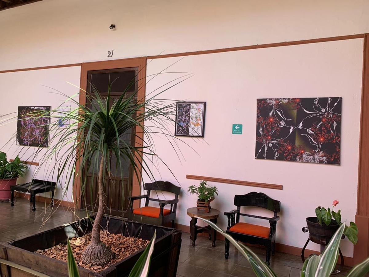 Hotel Villa de Flores Uruapan  Esterno foto